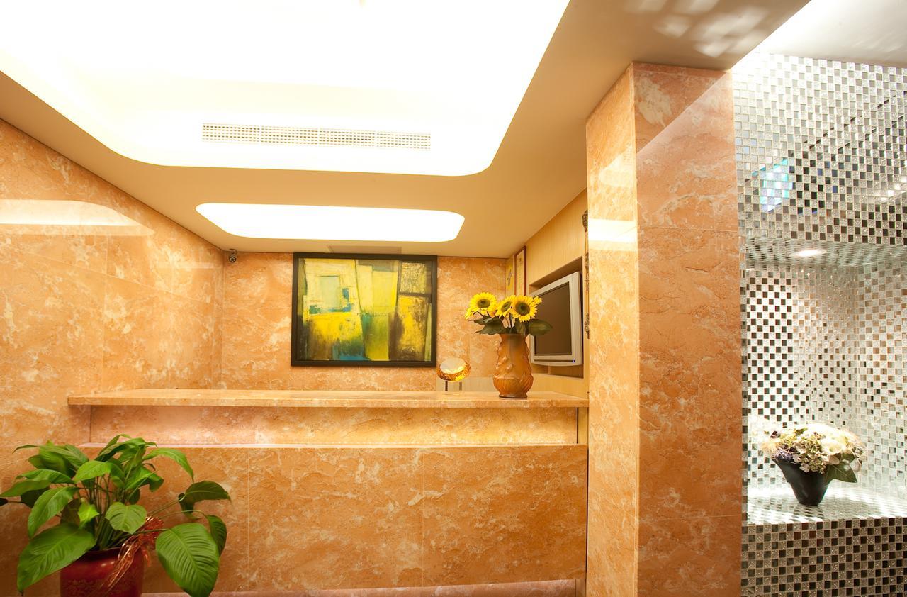 HolyOne Hotel Tajpej Buitenkant foto